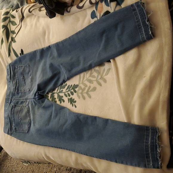 Mid RISE JEAN - Picture 4 of 9